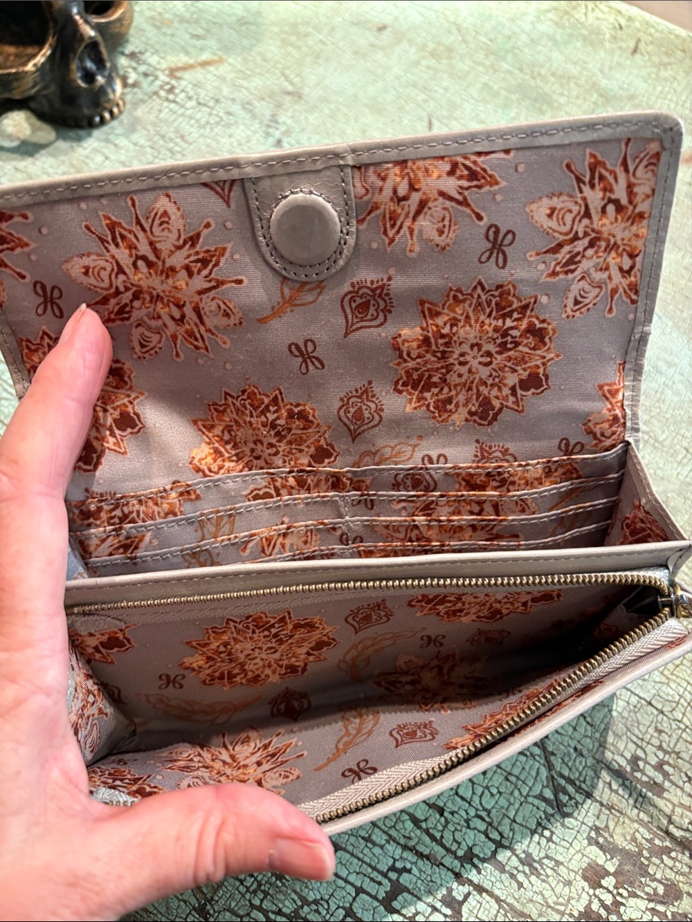 HOBO Rider Metallic Gray Leather Bifold Wristlet Wallet - Picture 6 of 7